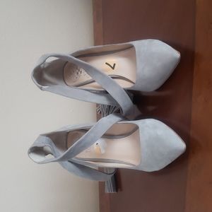 Vince Camuto Nalani pointed toe heels pump.